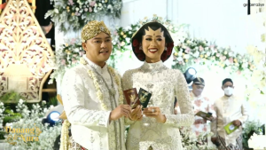 nkwnhkp2ntkypuiee3of Danang DA Resmi Menikah dengan Hemas Nura. Foto: YouTube/DANANG OFFICIAL